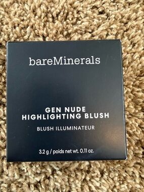 bareMinerals Gen Nude Highlighting Blush - Black Packaging